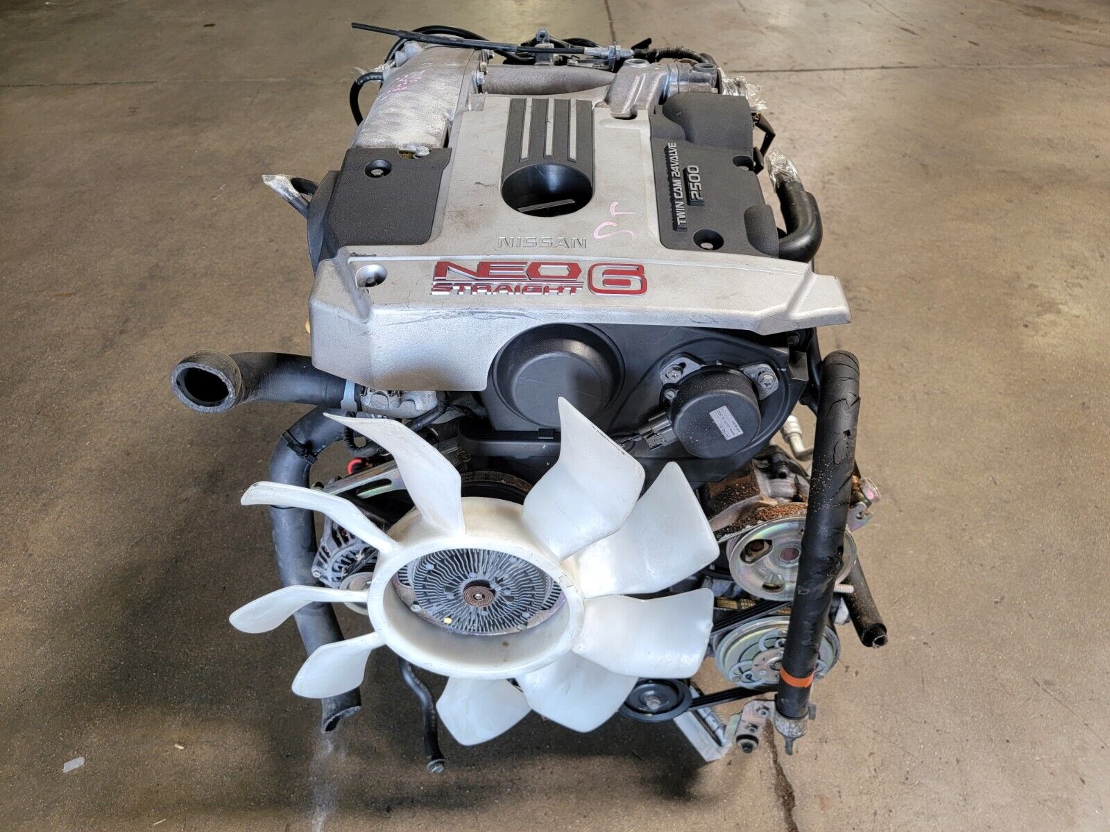 RB25DEエンジン JDM RB25DE MOTOR NEO STRAIGHT 6 NON TURBO TWIN CAM 2.5L COMPLETE